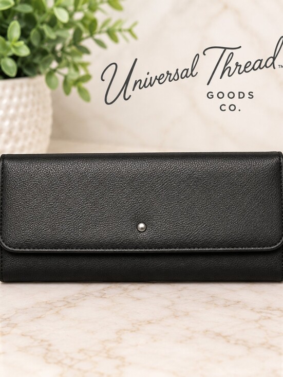 Universal Thread Handbags - Universal Thread Black Faux Leather Bifold Wallet Snap Closure